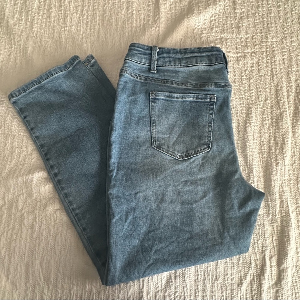 Time and‎ Tru Light Blue Straight Leg Jeans 14 Short